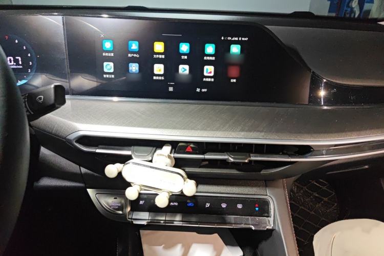 Used CHANGAN Eado 2022 PLUS Blue Whale NE 1.4T GDI DCT Prestige Edition Audio And AC Panel