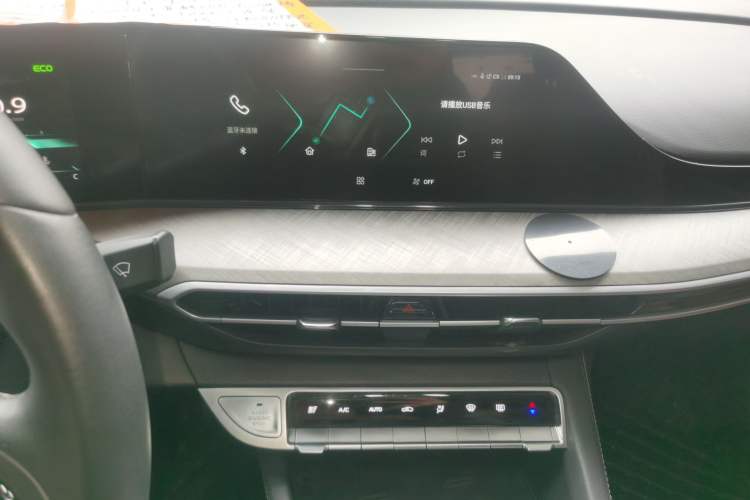 Used CHANGAN Eado 2022 PLUS Blue Whale NE 1.4T GDI DCT Flagship Edition Audio And AC Panel