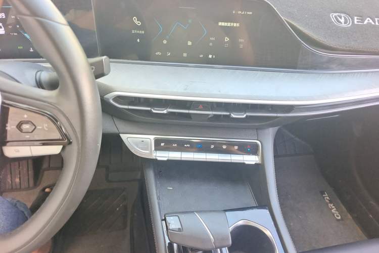 Used CHANGAN Eado 2022 PLUS Blue Whale NE 1.4T GDI DCT Prestige Edition Audio And AC Panel