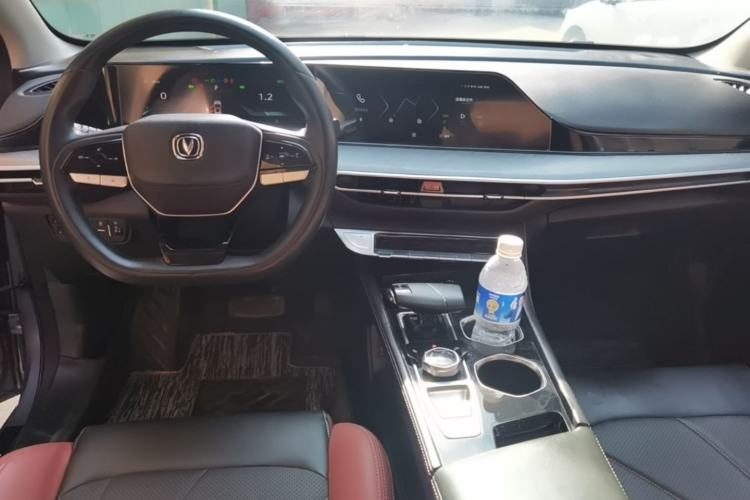 Used CHANGAN Eado 2022 PLUS Blue Whale NE 1.4T GDI DCT Flagship Edition Center Console