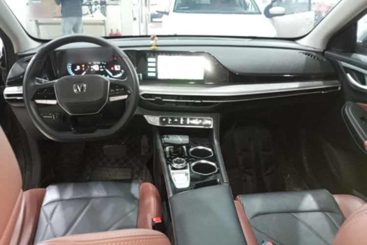Used CHANGAN Eado 2022 PLUS Blue Whale NE 1.4T GDI DCT Prestige Edition Center Console