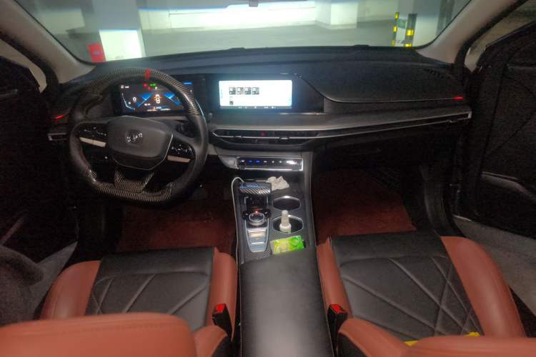 Used CHANGAN Eado 2022 PLUS Blue Whale NE 1.4T GDI DCT Flagship Edition Center Console