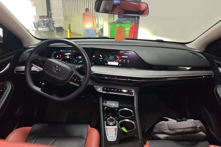 Used CHANGAN Eado 2022 PLUS Blue Whale NE 1.4T GDI DCT Prestige Edition Center Console