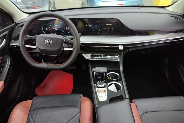 Used CHANGAN Eado 2022 PLUS Blue Whale NE 1.4T GDI DCT Prestige Edition Center Console
