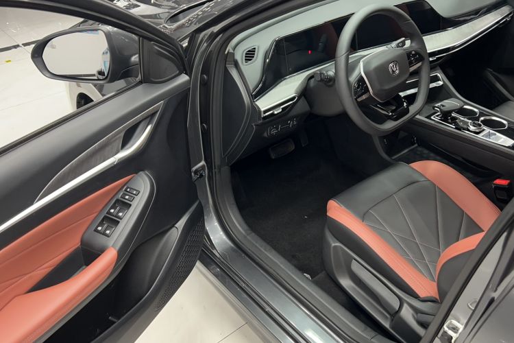 Used CHANGAN Eado 2022 PLUS Blue Whale NE 1.4T GDI DCT Prestige Edition Driver Seat