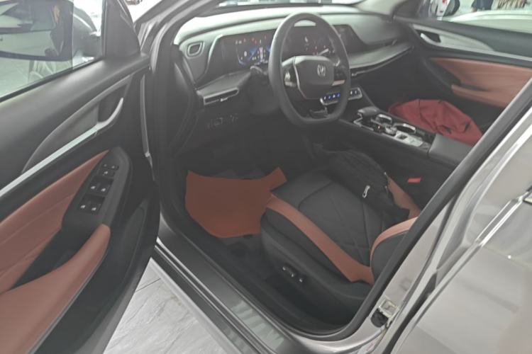 Used CHANGAN Eado 2022 PLUS Blue Whale NE 1.4T GDI DCT Flagship Edition Driver Seat
