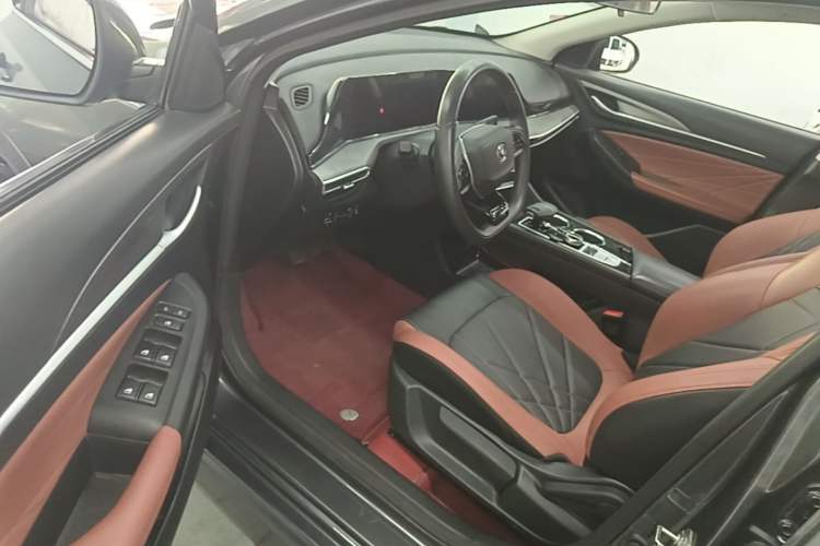 Used CHANGAN Eado 2022 PLUS Blue Whale NE 1.4T GDI DCT Prestige Edition Driver Seat