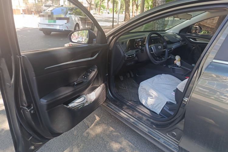 Used CHANGAN Eado 2022 PLUS 1.6L GDI Manual Luxury Model Driver Seat