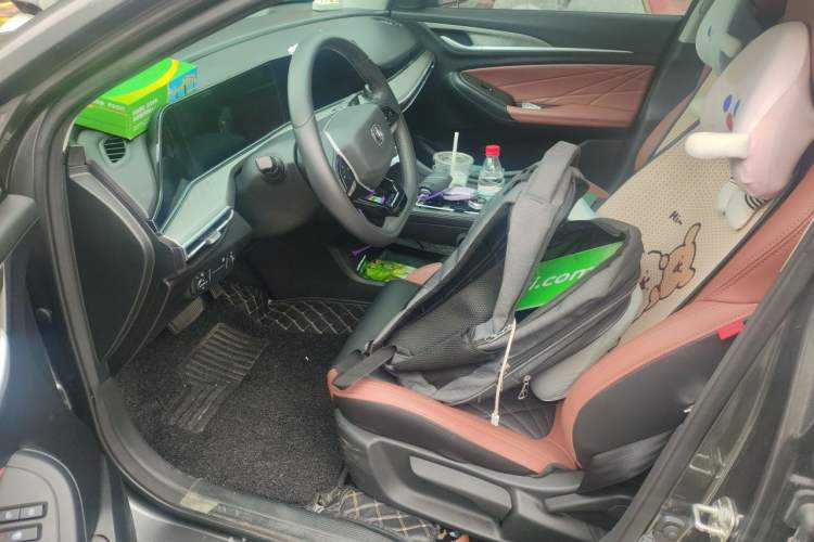 Used CHANGAN Eado 2022 PLUS Blue Whale NE 1.4T GDI DCT Prestige Edition Driver Seat