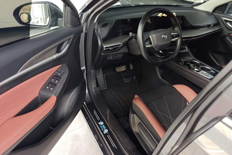 Used CHANGAN Eado 2022 PLUS Blue Whale NE 1.4T GDI DCT Prestige Edition Driver Seat