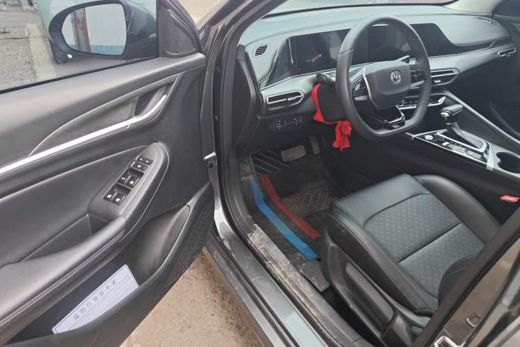 Used CHANGAN Eado 2022 PLUS 1.6L GDI CVT Luxury Model Driver Seat