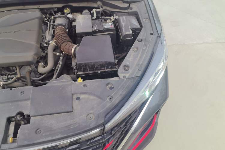Used CHANGAN Eado 2022 PLUS Blue Whale NE 1.4T GDI DCT Prestige Edition Engine Bay Left