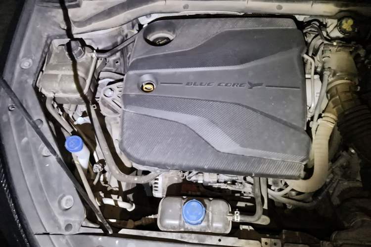 Used CHANGAN Eado 2022 PLUS Blue Whale NE 1.4T GDI DCT Flagship Edition Engine Bay Right