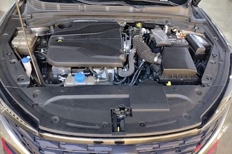 Used CHANGAN Eado 2022 PLUS Blue Whale NE 1.4T GDI DCT Prestige Edition Engine Bay