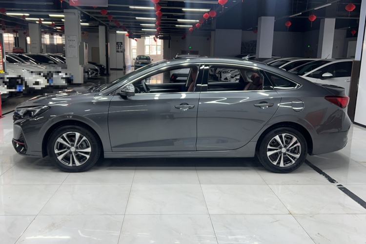 Used CHANGAN Eado 2022 PLUS Blue Whale NE 1.4T GDI DCT Prestige Edition Exterior 2