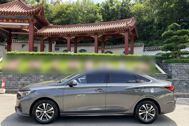 Used CHANGAN Eado 2022 PLUS Blue Whale NE 1.4T GDI DCT Prestige Edition Exterior 2