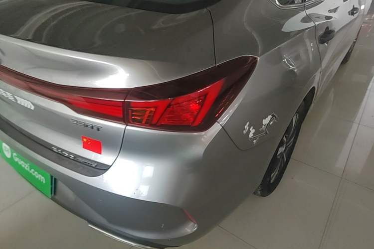 Used CHANGAN Eado 2022 PLUS Blue Whale NE 1.4T GDI DCT Prestige Edition Exterior 3