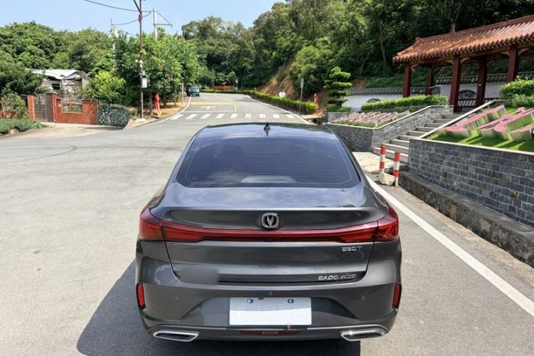 Used CHANGAN Eado 2022 PLUS Blue Whale NE 1.4T GDI DCT Prestige Edition Exterior 4