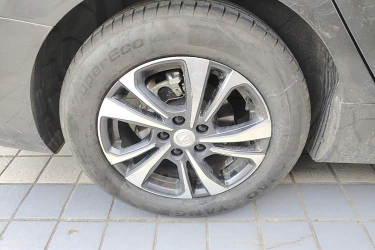 Used CHANGAN Eado 2022 PLUS Blue Whale NE 1.4T GDI DCT Prestige Edition Exterior 5