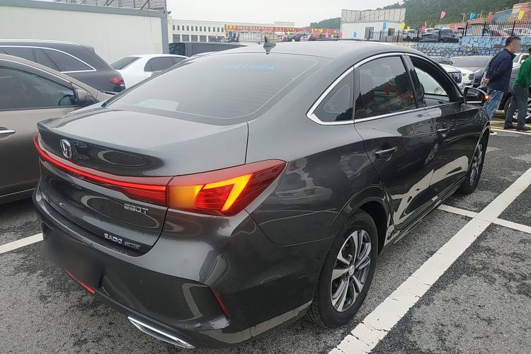 Used CHANGAN Eado 2022 PLUS Blue Whale NE 1.4T GDI DCT Prestige Edition Exterior 5