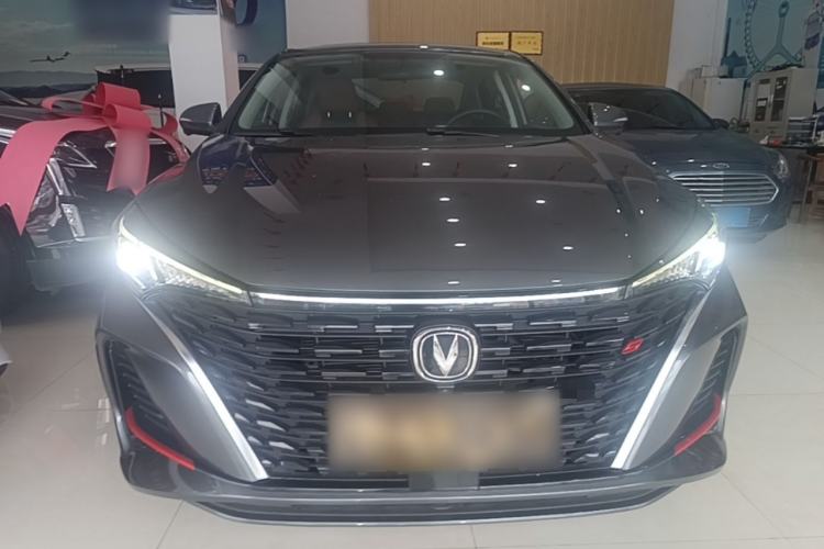 Used CHANGAN Eado 2022 PLUS Blue Whale NE 1.4T GDI DCT Prestige Edition Front