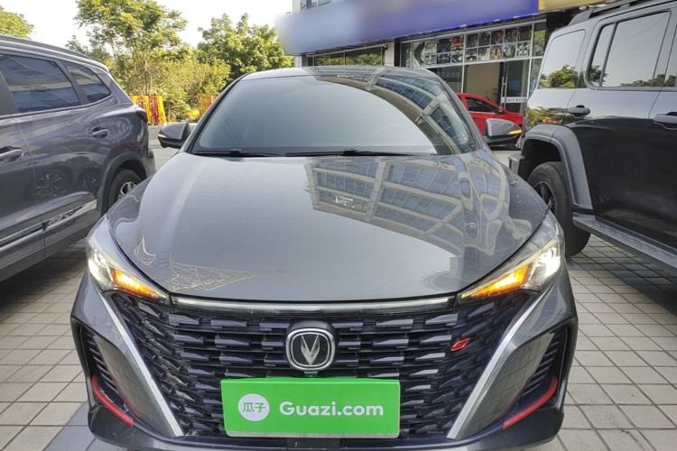 Used CHANGAN Eado 2022 PLUS Blue Whale NE 1.4T GDI DCT Prestige Edition Front