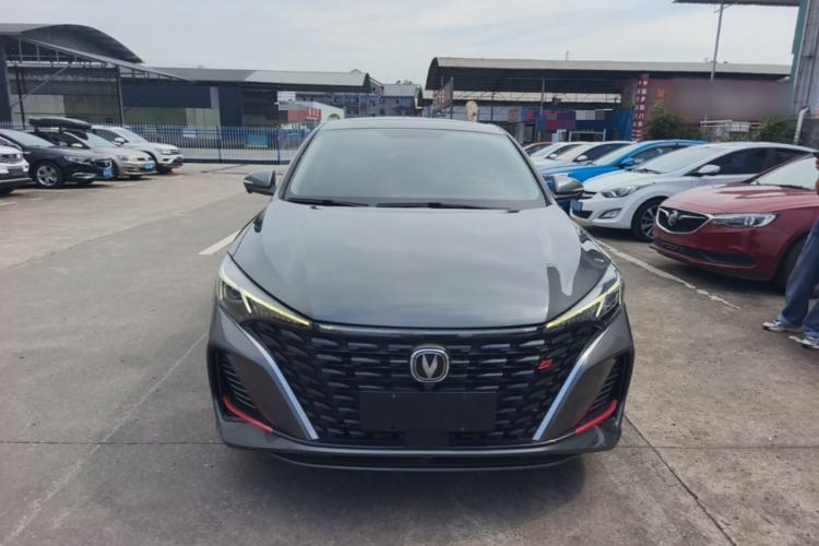 Used CHANGAN Eado 2022 PLUS Blue Whale NE 1.4T GDI DCT Prestige Edition Front