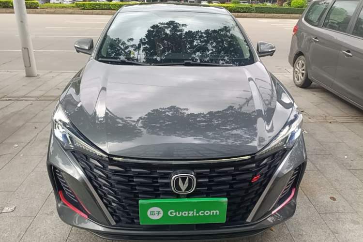 Used CHANGAN Eado 2022 PLUS Blue Whale NE 1.4T GDI DCT Prestige Edition Front