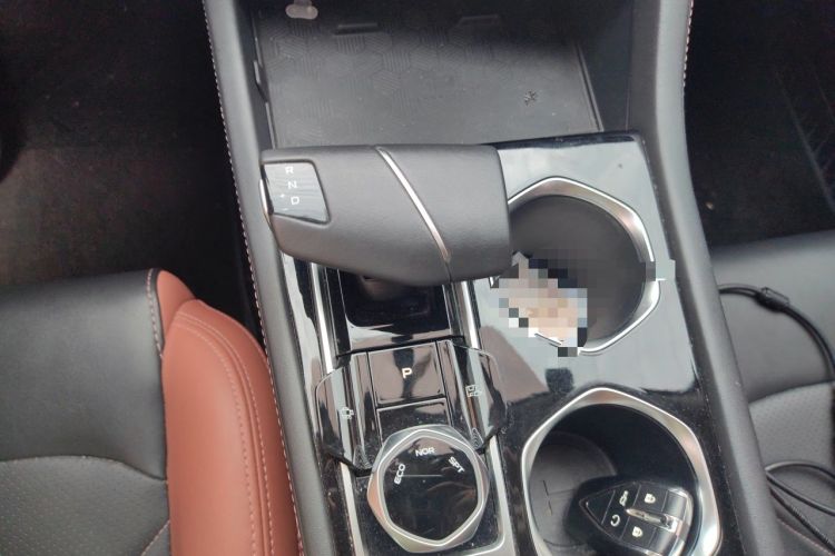 Used CHANGAN Eado 2022 PLUS Blue Whale NE 1.4T GDI DCT Flagship Edition Gear Lever