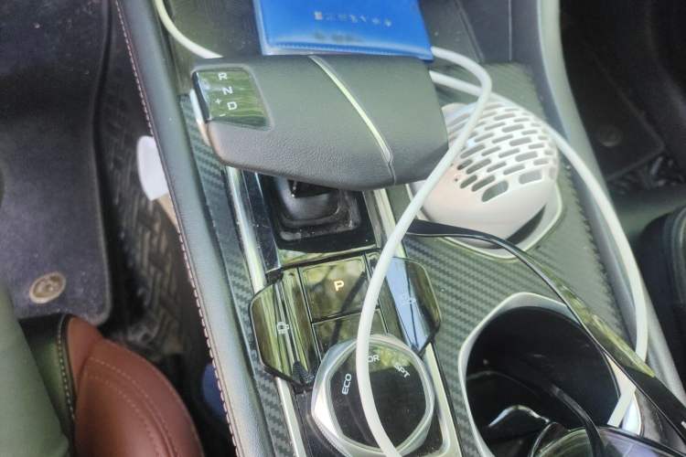 Used CHANGAN Eado 2022 PLUS Blue Whale NE 1.4T GDI DCT Prestige Edition Gear Lever