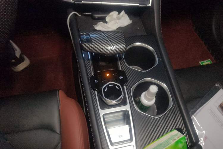 Used CHANGAN Eado 2022 PLUS Blue Whale NE 1.4T GDI DCT Flagship Edition Gear Lever