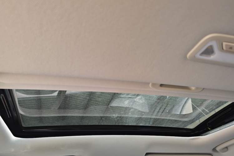 Used CHANGAN Eado 2022 PLUS Blue Whale NE 1.4T GDI DCT Prestige Edition Headliner