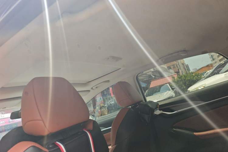 Used CHANGAN Eado 2022 PLUS Blue Whale NE 1.4T GDI DCT Prestige Edition Headliner
