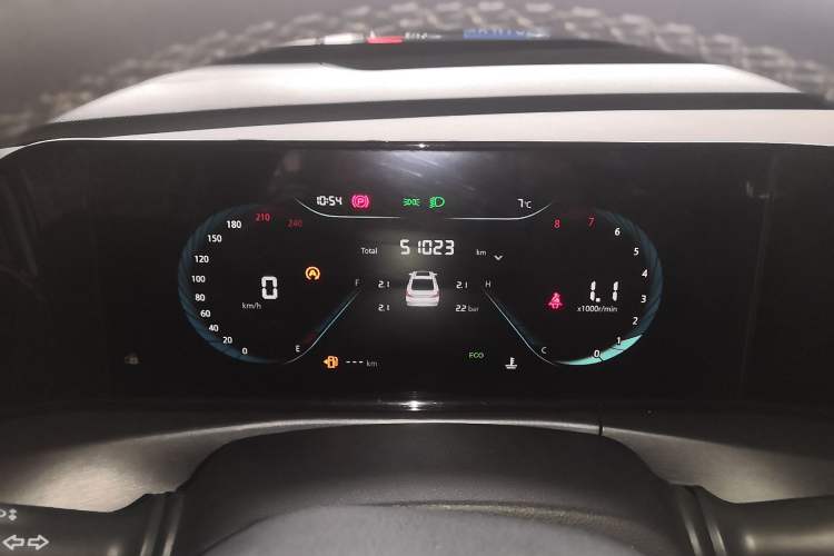 Used CHANGAN Eado 2022 PLUS 1.6L GDI Manual Luxury Model Instrument Cluster