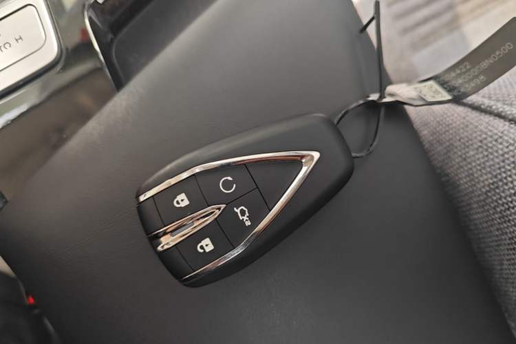 Used CHANGAN Eado 2022 PLUS Blue Whale NE 1.4T GDI DCT Prestige Edition Interior 1