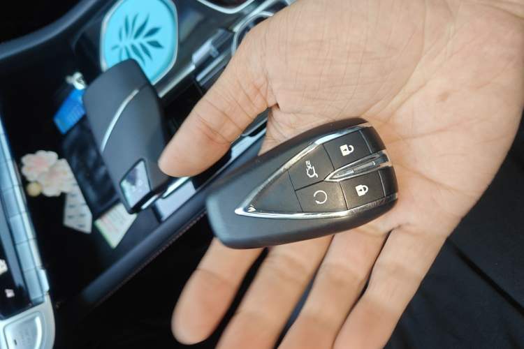 Used CHANGAN Eado 2022 PLUS Blue Whale NE 1.4T GDI DCT Prestige Edition Interior 1