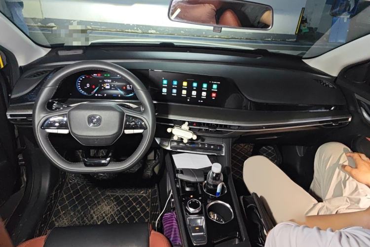Used CHANGAN Eado 2022 PLUS Blue Whale NE 1.4T GDI DCT Prestige Edition Interior 2