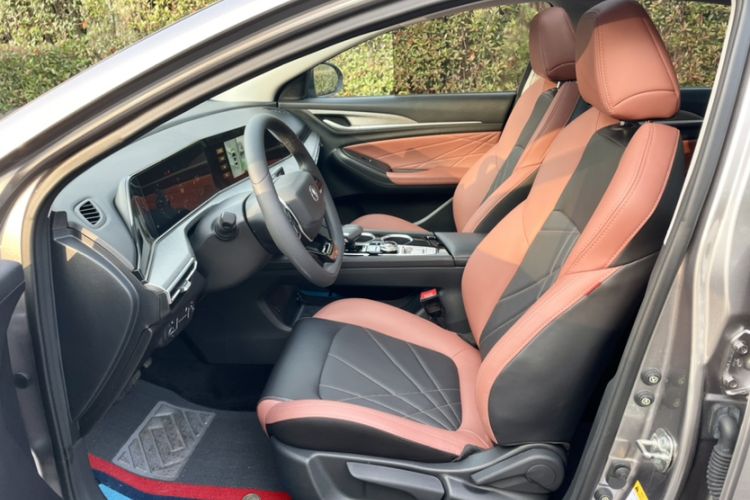 Used CHANGAN Eado 2022 PLUS Blue Whale NE 1.4T GDI DCT Prestige Edition Interior 3