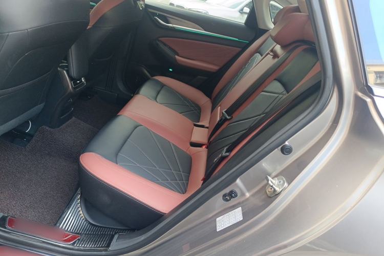 Used CHANGAN Eado 2022 PLUS Blue Whale NE 1.4T GDI DCT Flagship Edition Interior 4