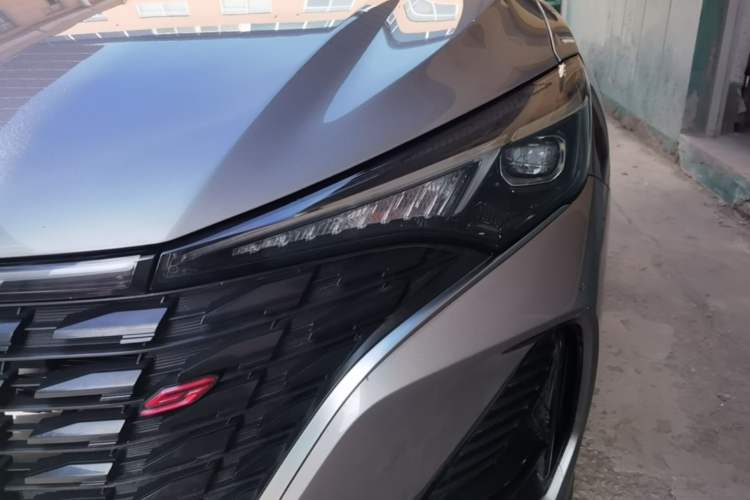 Used CHANGAN Eado 2022 PLUS Blue Whale NE 1.4T GDI DCT Flagship Edition Left Front Headlight