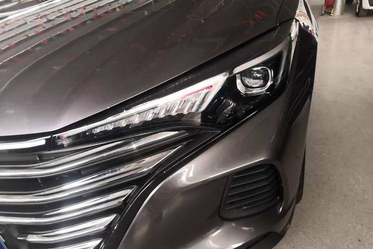 Used CHANGAN Eado 2022 PLUS 1.6L GDI Manual Luxury Model Left Front Headlight