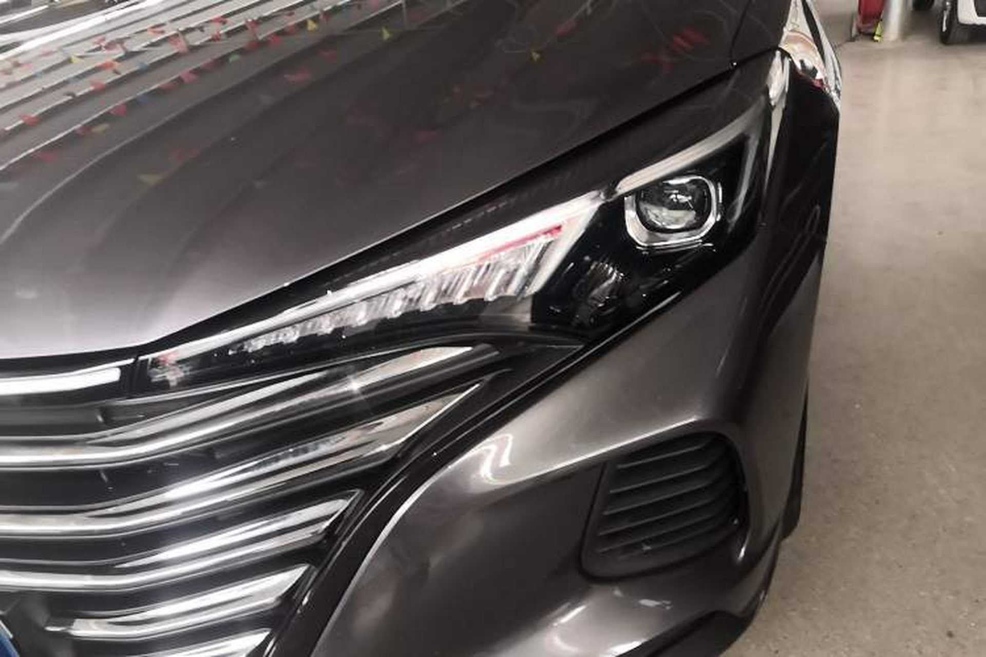 Used CHANGAN Eado 2022 PLUS 1.6L GDI Manual Luxury Model Left Front Headlight