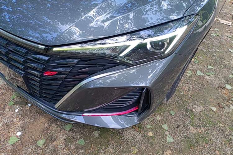 Used CHANGAN Eado 2022 PLUS Blue Whale NE 1.4T GDI DCT Prestige Edition Left Front Headlight