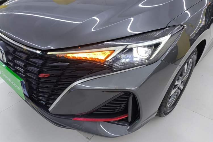 Used CHANGAN Eado 2022 PLUS Blue Whale NE 1.4T GDI DCT Prestige Edition Left Front Headlight
