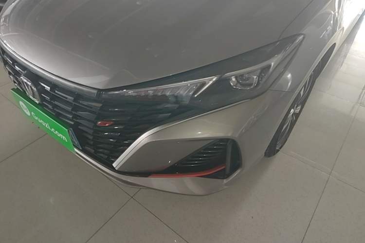 Used CHANGAN Eado 2022 PLUS Blue Whale NE 1.4T GDI DCT Prestige Edition Left Front Headlight