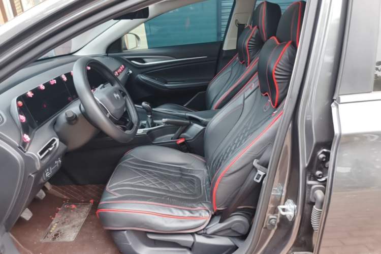 Used CHANGAN Eado 2022 PLUS 1.6L GDI Manual Luxury Model Left Front Seat