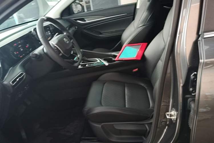 Used CHANGAN Eado 2022 PLUS 1.6L GDI CVT Elite Model Left Front Seat