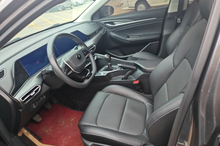 Used CHANGAN Eado 2022 PLUS 1.6L GDI Manual Luxury Model Left Front Seat
