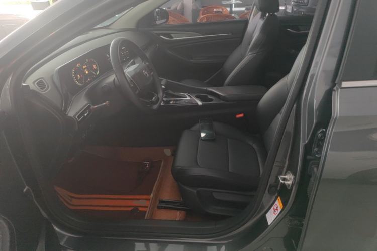 Used CHANGAN Eado 2022 PLUS 1.6L GDI CVT Luxury Model Left Front Seat