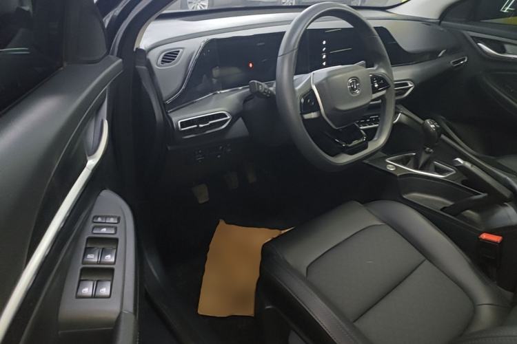 Used CHANGAN Eado 2022 PLUS 1.6L GDI Manual Elite Model Left Front Seat